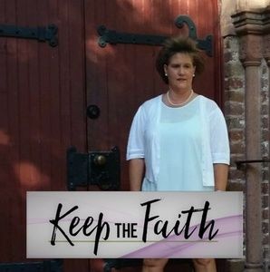 Meet your Posher, Sandy l.